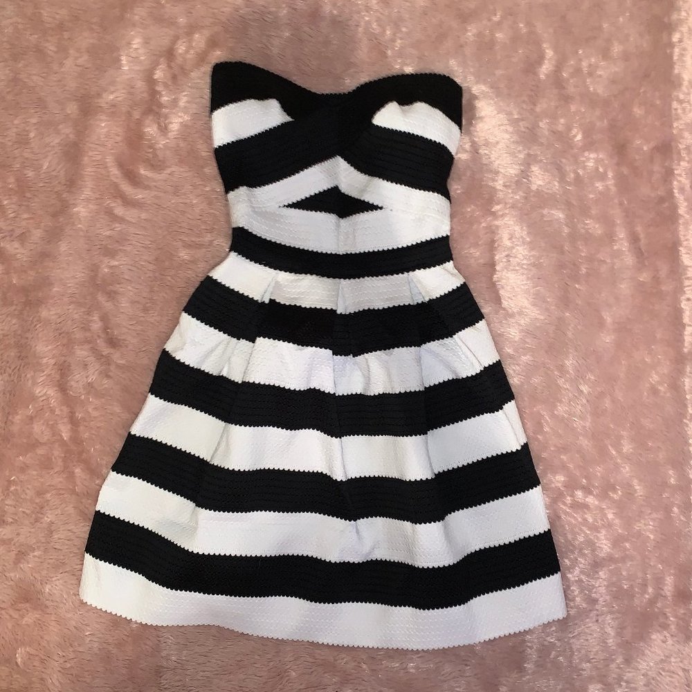 Black and White Striped Sweetheart Skater Dress